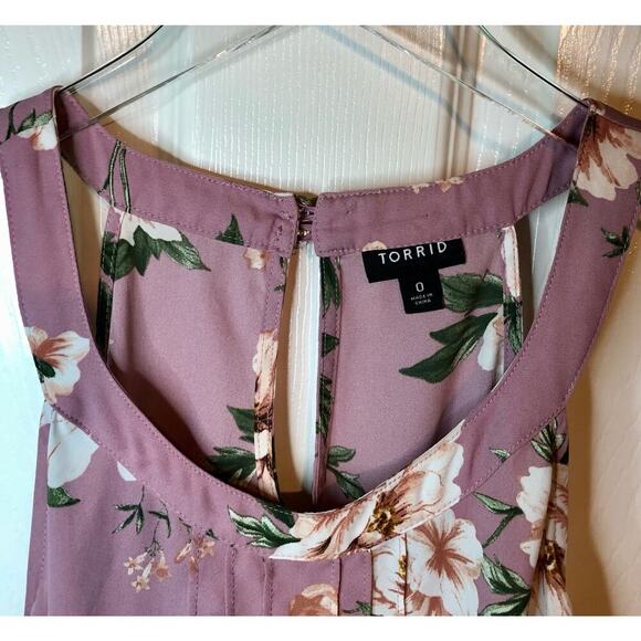 Torrid Size 0 (Large/12) Georgette Pleated Goddess Neck Tank Lavender w/ Florals - Picture 2 of 6